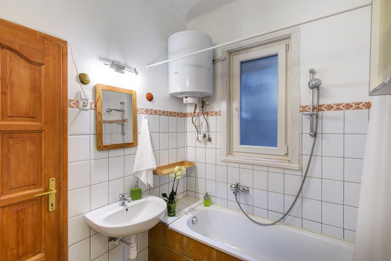 Apartment Near The Heroes Square Budapest Exterior foto