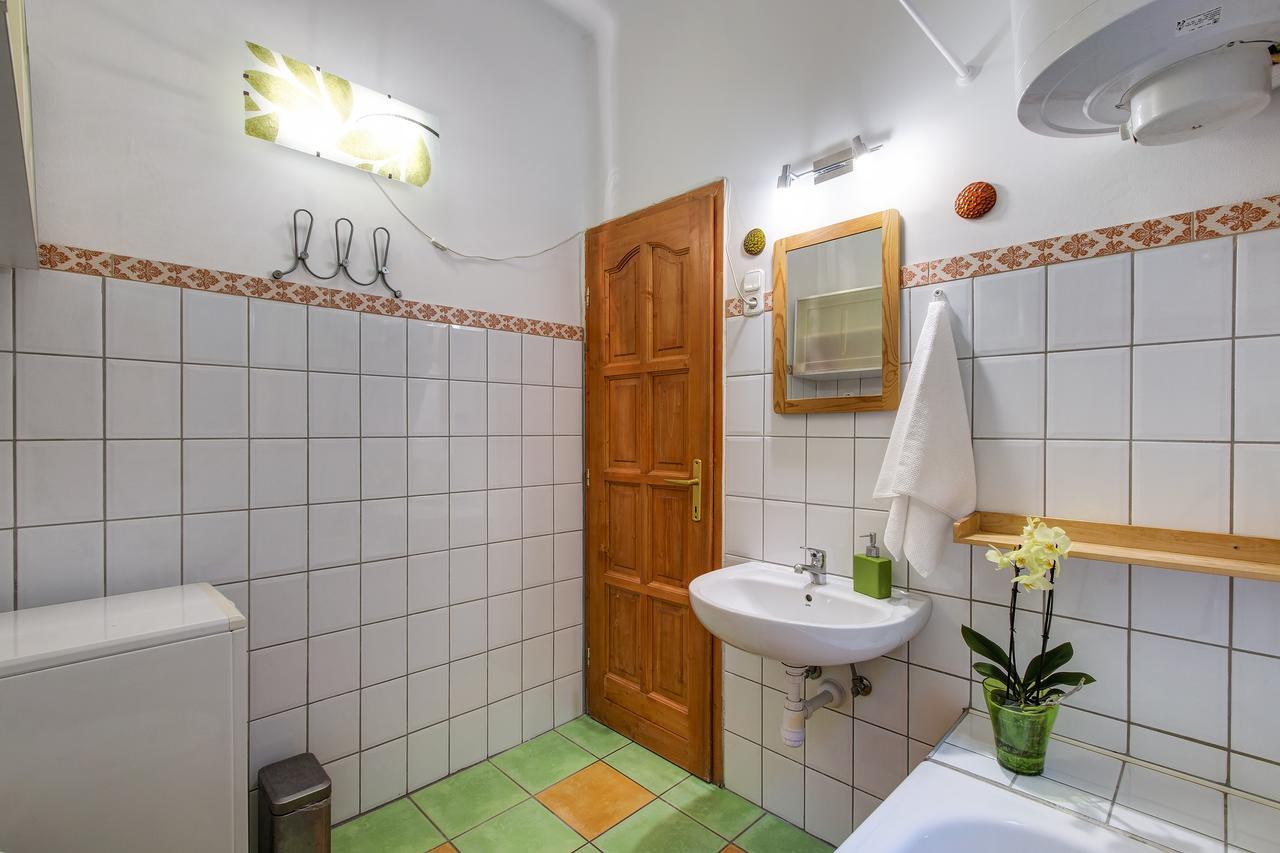 Apartment Near The Heroes Square Budapest Exterior foto